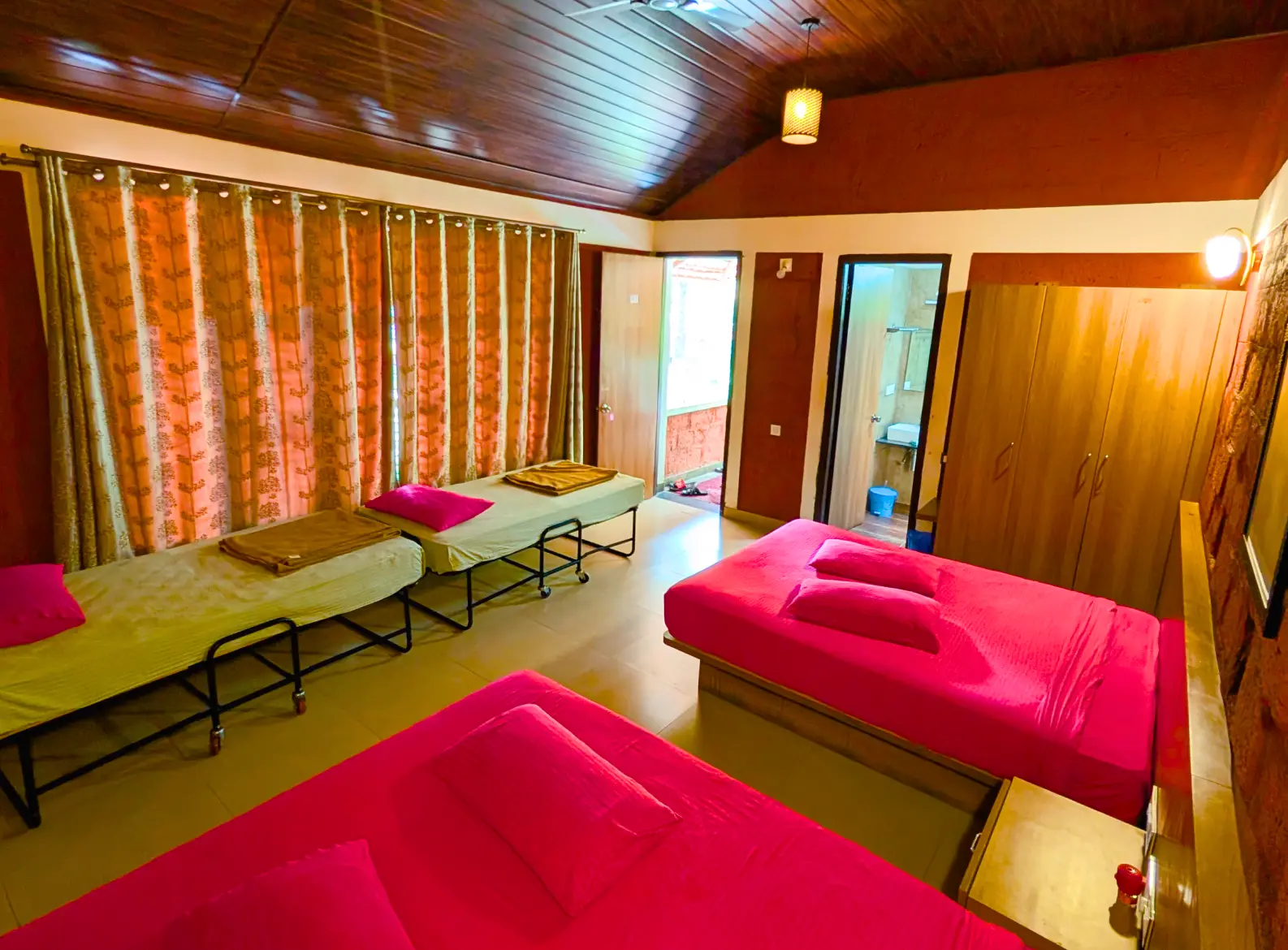 Evergreen retreat cottage